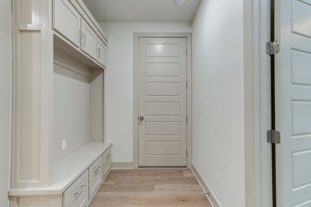 612 N 9th Street, Wolfforth, TX 79382