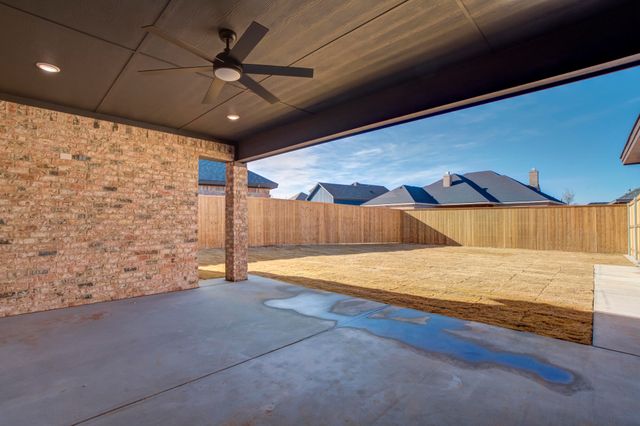612 N 9th Street, Wolfforth, TX 79382