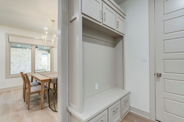 612 N 9th Street, Wolfforth, TX 79382