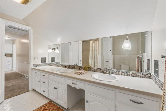 819 W Adams Street, Purcell, OK 73080