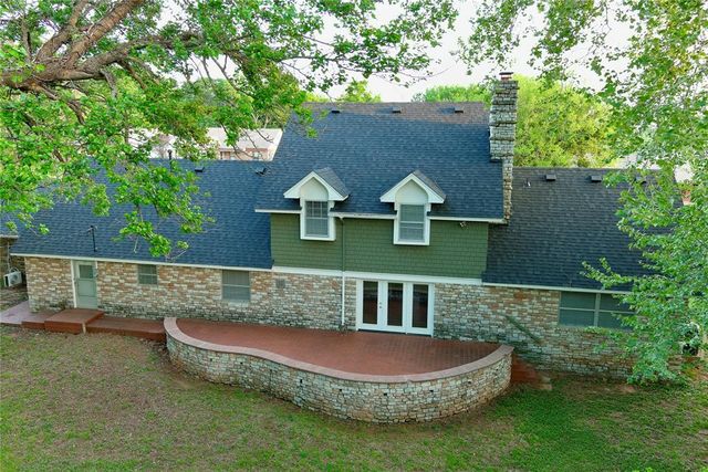 819 W Adams Street, Purcell, OK 73080