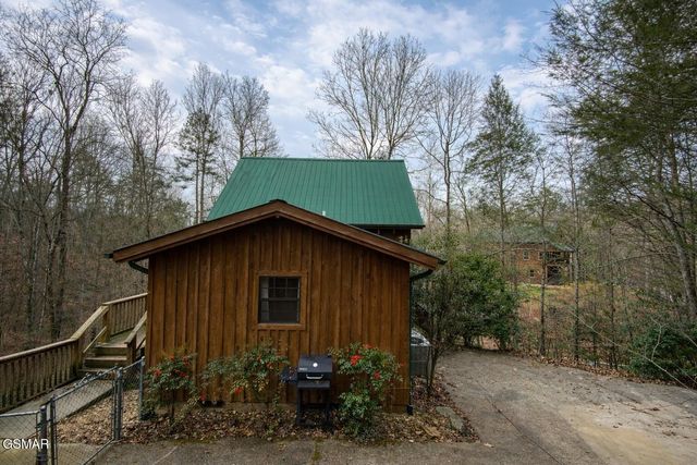 2034 Bales Way, Sevierville, TN 37876
