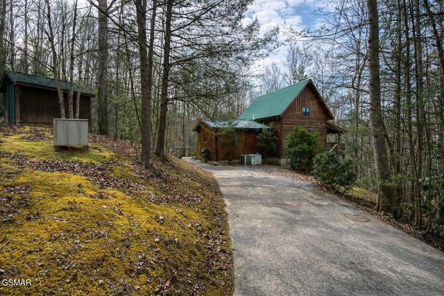 2034 Bales Way, Sevierville, TN 37876