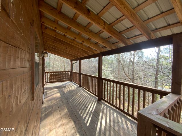 2034 Bales Way, Sevierville, TN 37876