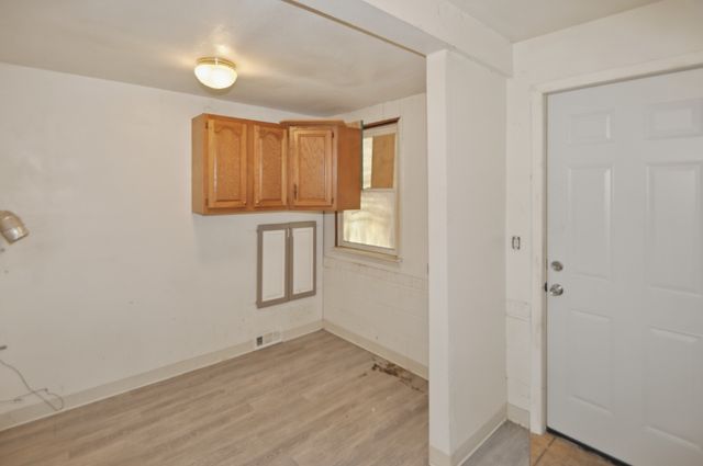 2401 Maple Street, Des Moines, IA 50317