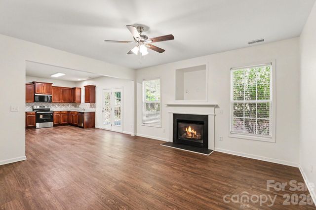 9823 Jeanette Circle, Charlotte, NC 28213