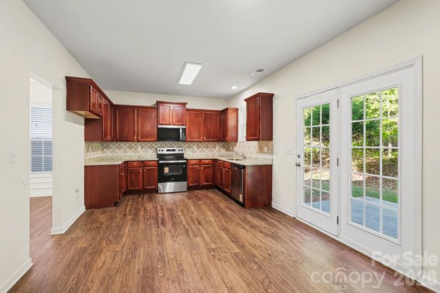 9823 Jeanette Circle, Charlotte, NC 28213