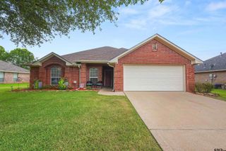 411 Amanda Ct, Whitehouse, TX 75791