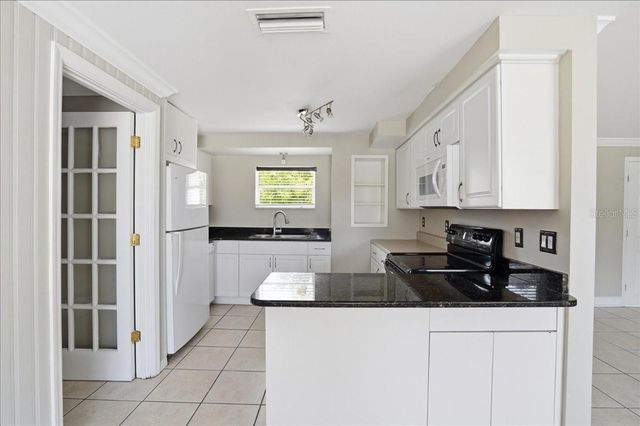 620 SARABAY ROAD, Osprey, FL 34229