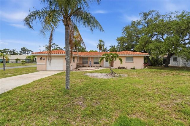 620 SARABAY ROAD, Osprey, FL 34229