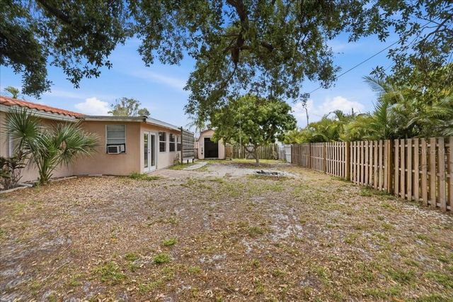 620 SARABAY ROAD, Osprey, FL 34229