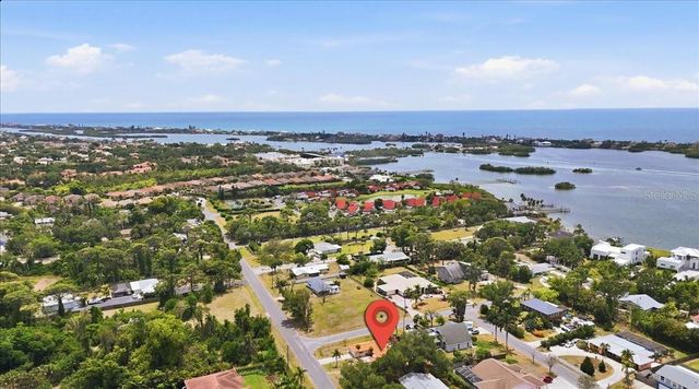 620 SARABAY ROAD, Osprey, FL 34229