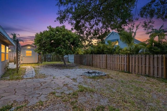 620 SARABAY ROAD, Osprey, FL 34229