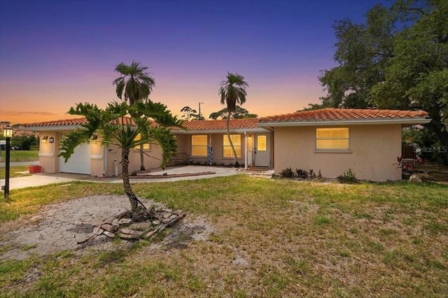 620 SARABAY ROAD, Osprey, FL 34229