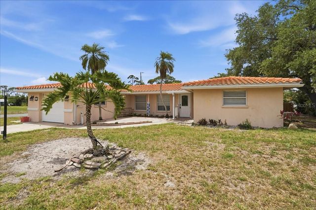 620 SARABAY ROAD, Osprey, FL 34229