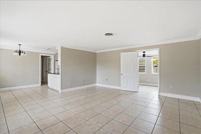 620 SARABAY ROAD, Osprey, FL 34229