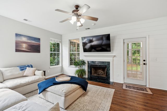 1425 Endicot Way, Mount Pleasant, SC 29466