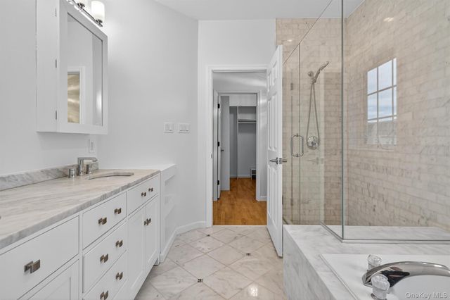 34 Alexander Court, Nanuet, NY 10954