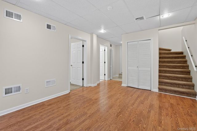 34 Alexander Court, Nanuet, NY 10954