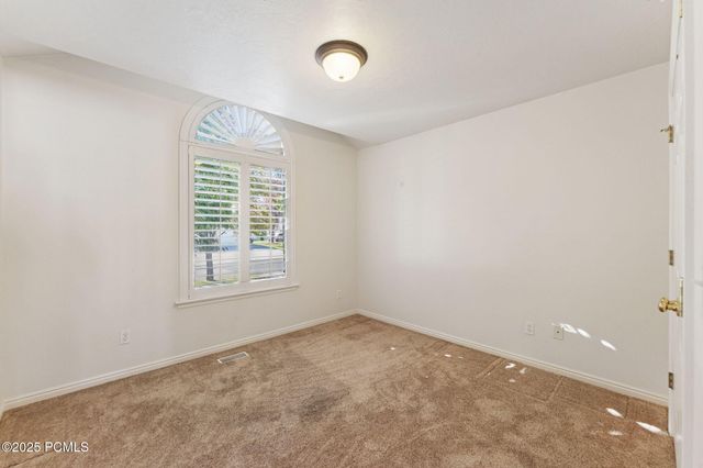 1434 W Autumn Oak Circle, West Jordan, UT 84088