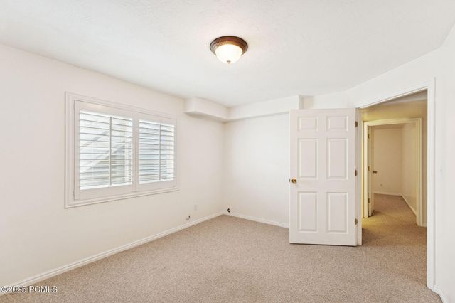 1434 W Autumn Oak Circle, West Jordan, UT 84088