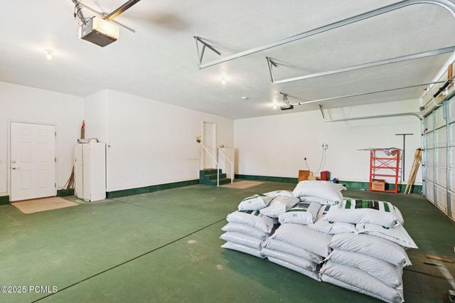 1434 W Autumn Oak Circle, West Jordan, UT 84088