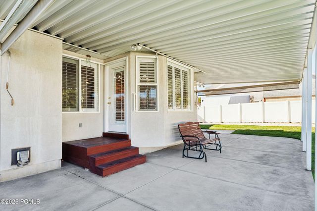 1434 W Autumn Oak Circle, West Jordan, UT 84088