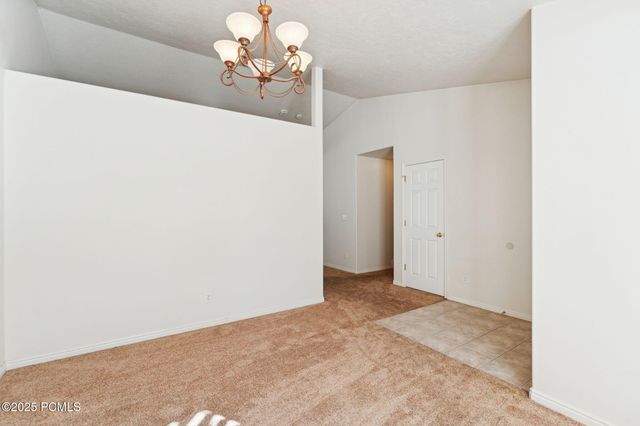 1434 W Autumn Oak Circle, West Jordan, UT 84088