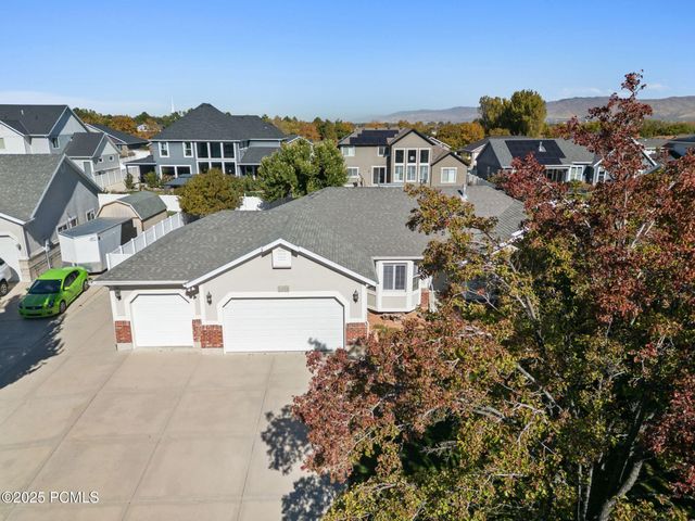 1434 W Autumn Oak Circle, West Jordan, UT 84088