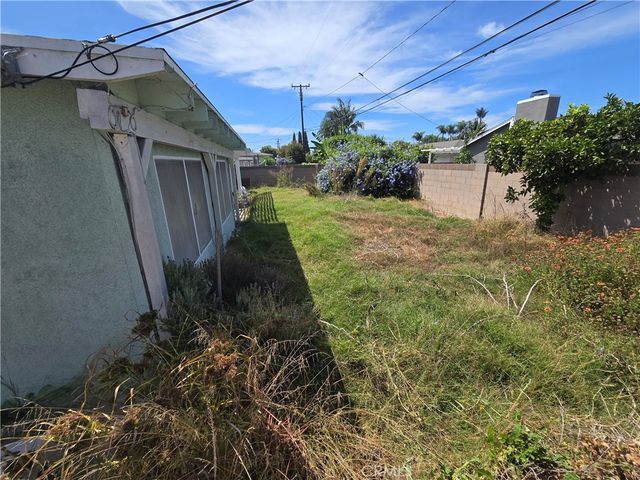17391 Elm Street, Fountain Valley, CA 92708