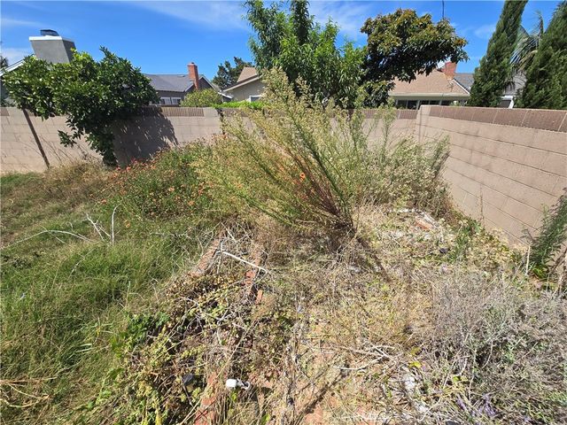 17391 Elm Street, Fountain Valley, CA 92708