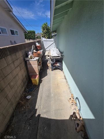 17391 Elm Street, Fountain Valley, CA 92708