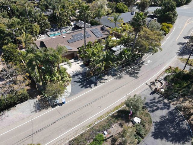 1153 Crest Dr, Encinitas, CA 92024