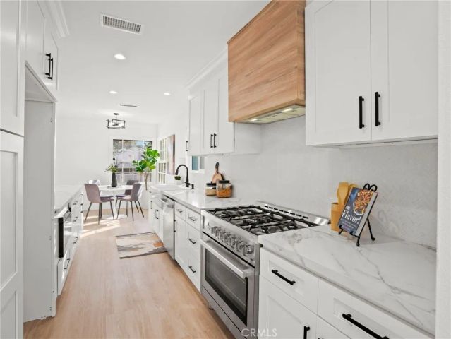 5216 Mesmer, Los Angeles, CA 90230