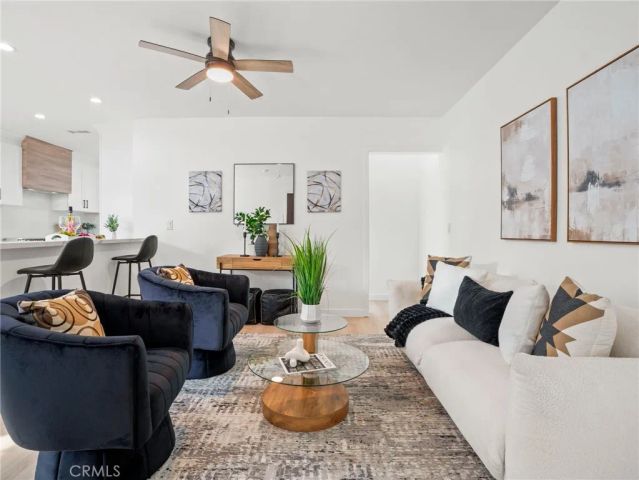 5216 Mesmer, Los Angeles, CA 90230