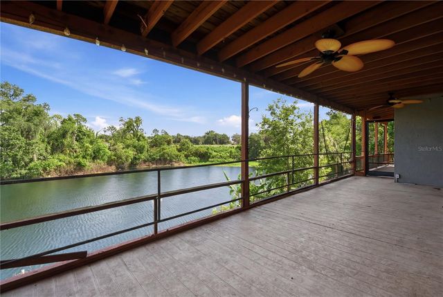 960 LAKE COVE TRAIL, Lakeland, FL 33813