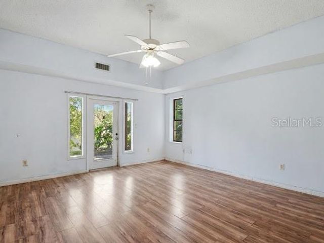 960 LAKE COVE TRAIL, Lakeland, FL 33813