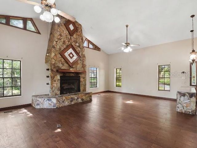 960 LAKE COVE TRAIL, Lakeland, FL 33813