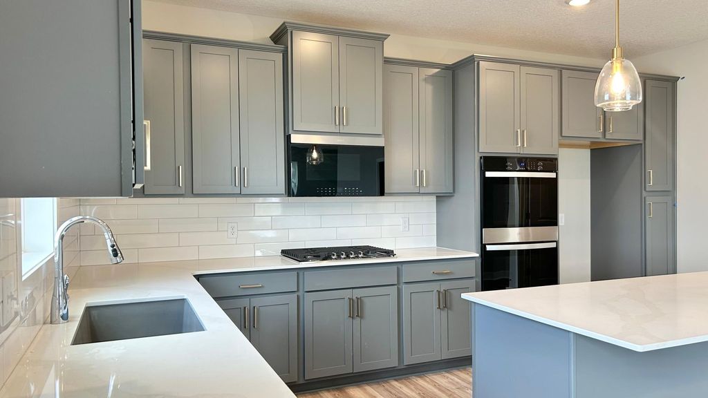 2095 Kestrel Drive, Shakopee, MN 55379 — photo 5