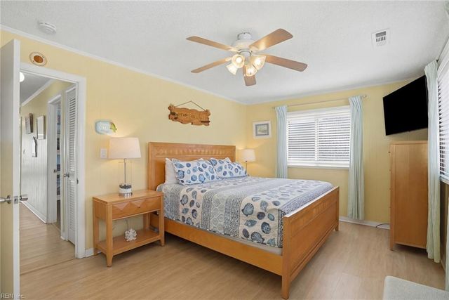 3637 Sandfiddler RD, Virginia Beach, VA 23456