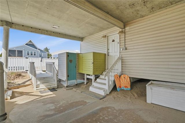 3637 Sandfiddler RD, Virginia Beach, VA 23456