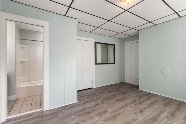100 Fourth Avenue, Lowell, MA 01854