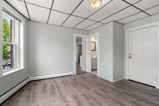 100 Fourth Avenue, Lowell, MA 01854