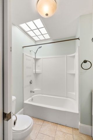 100 Fourth Avenue, Lowell, MA 01854