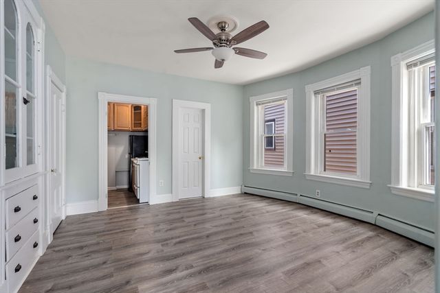 100 Fourth Avenue, Lowell, MA 01854