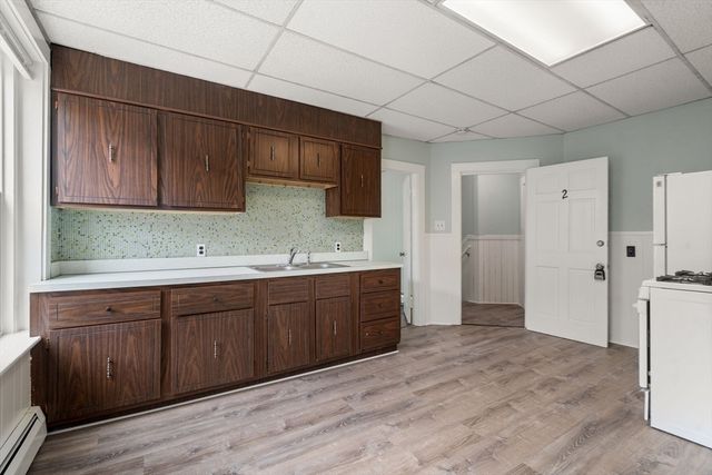 100 Fourth Avenue, Lowell, MA 01854