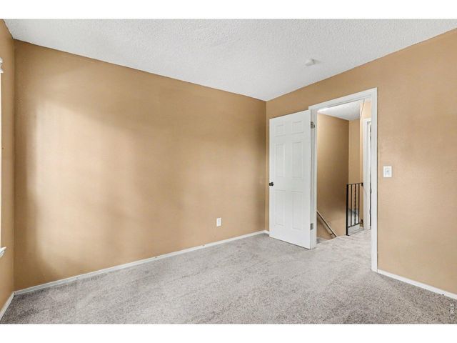 2220 S Jasper Way B, Aurora, CO 80013