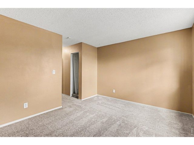 2220 S Jasper Way B, Aurora, CO 80013
