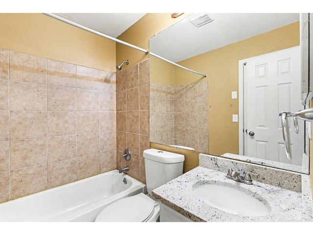 2220 S Jasper Way B, Aurora, CO 80013