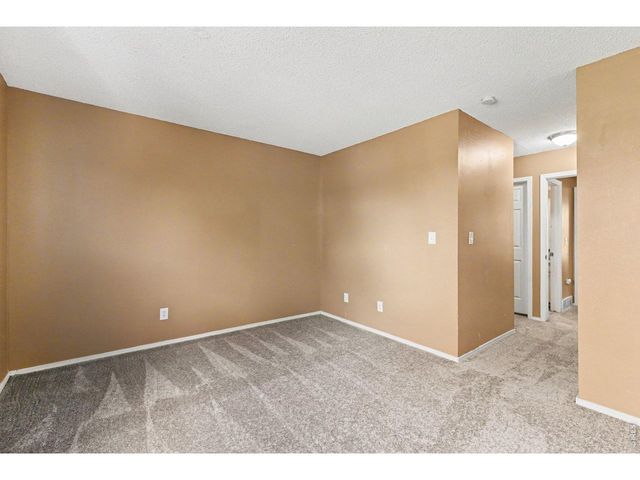 2220 S Jasper Way B, Aurora, CO 80013